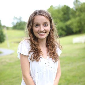 Meet your Posher, Lily